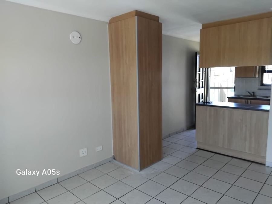 To Let  Bedroom Property for Rent in Kabega Park Eastern Cape